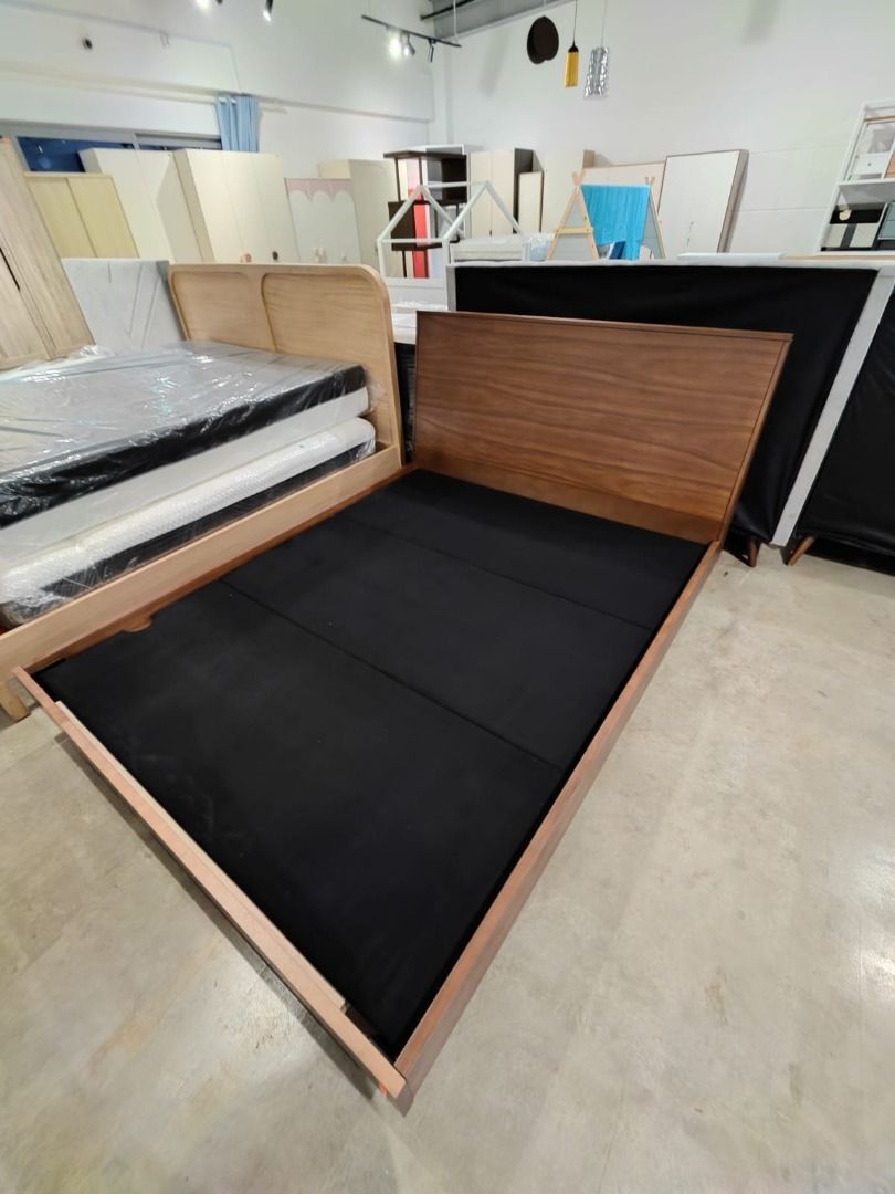 levitt_queen_size_bedframe_in__1747201706_2391e610_progressive