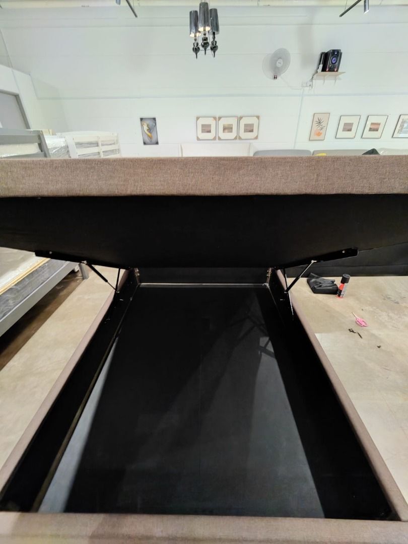 areena_queen_size_storage_bedf_1754553823_808a149f_progressive