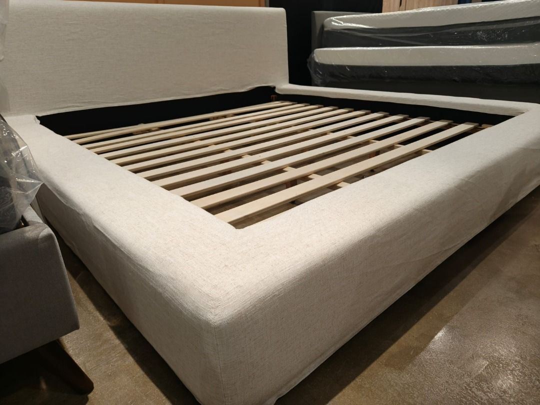 skyvale_king_size_bed_frame_in_1745641987_b1d9bf34_progressive