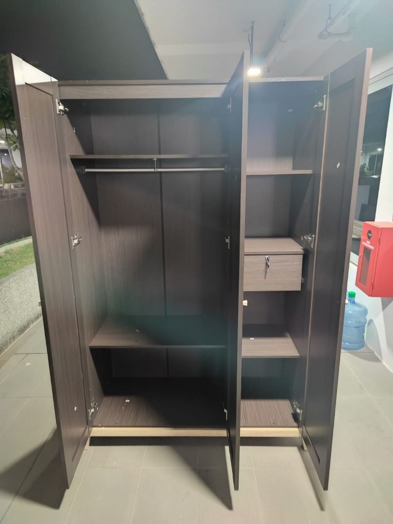kondler_3door_wardrobe_1754463560_f2c0519a_progressive