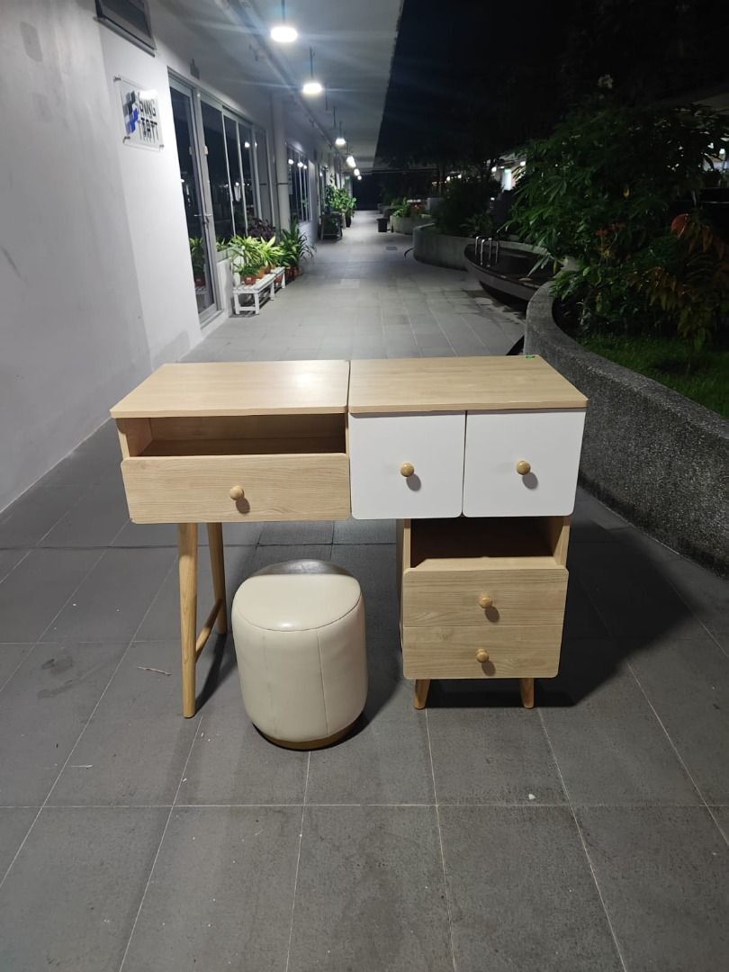 murawaki_dressing_table_1754558147_91441e92_progressive