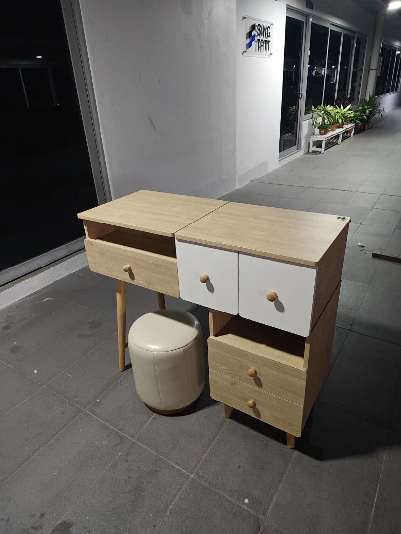 murawaki_dressing_table_1754558147_c50d892b_progressive