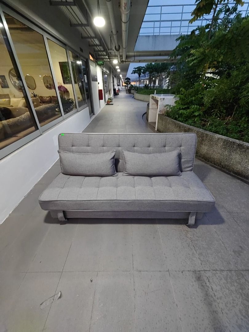 schindler_storage_sofa_bed_in__1753248626_0f5a518c_progressive