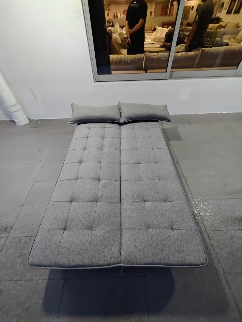 schindler_storage_sofa_bed_in__1753248626_b824bf59_progressive