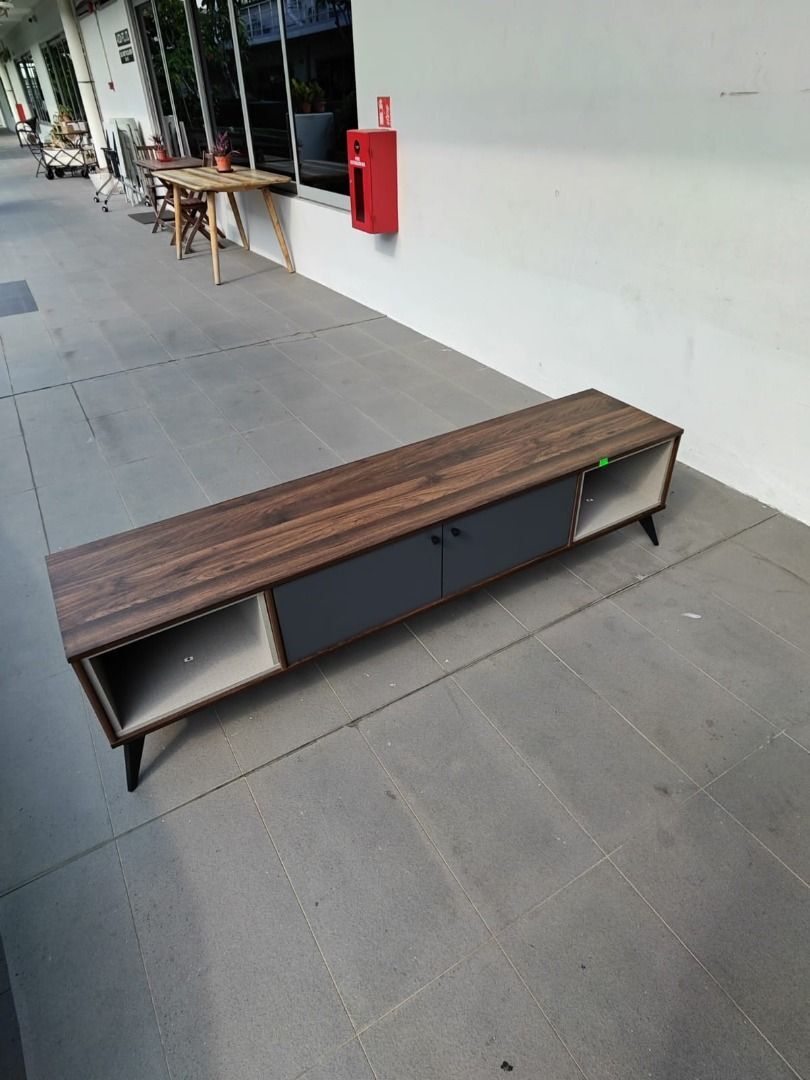 azera_tv_console_1752665341_07679dd2_progressive