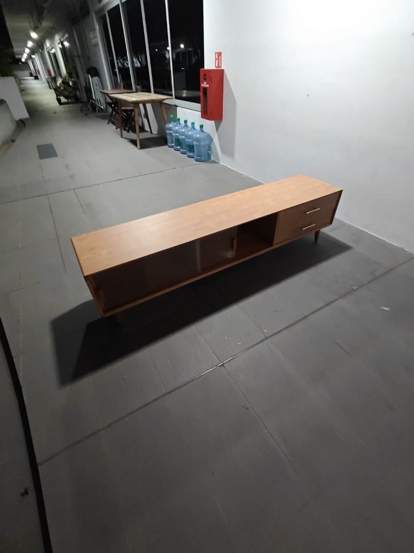 hunglay_tv_console_1753946996_7b9ad9c3_progressive