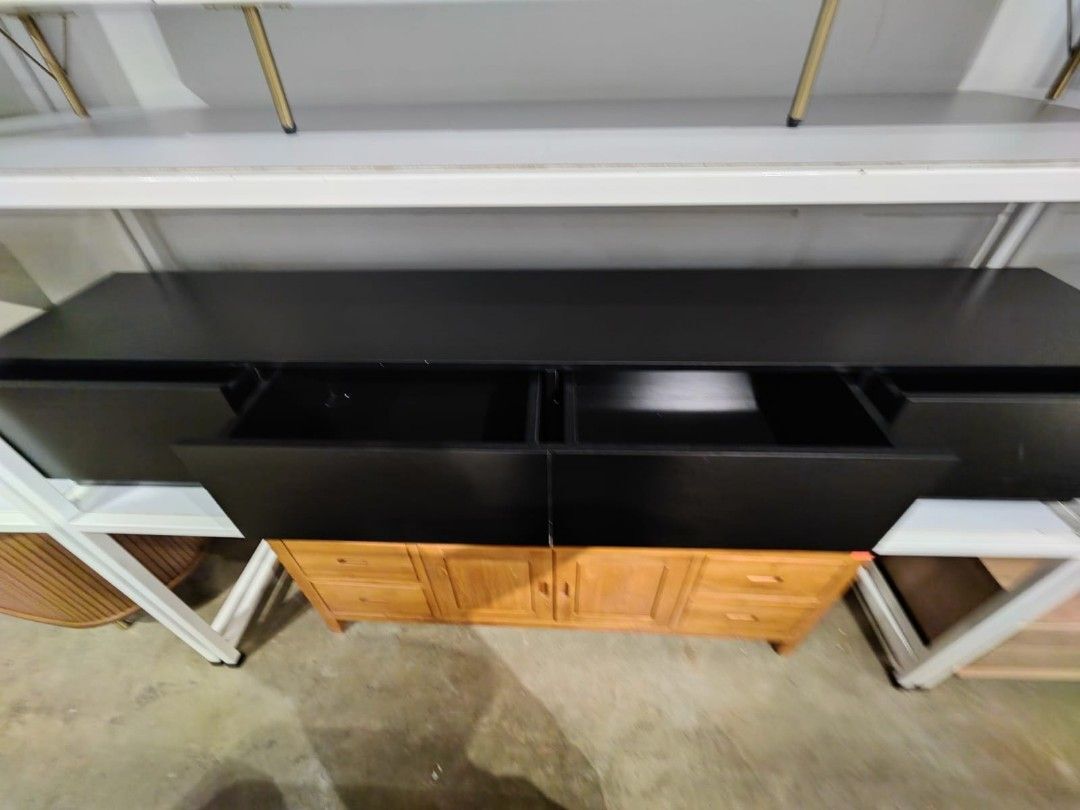 dolan_tv_console_1741692923_c1fbdbf9_progressive