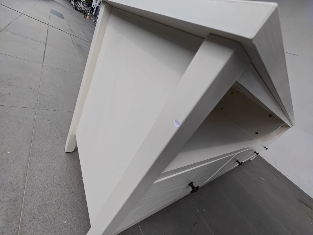 veilside_tv_console_18m_white_1755162032_53f64332_progressive