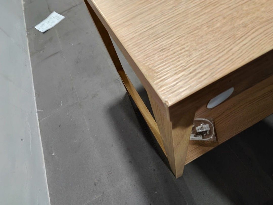 lowry_study_desk_1751202423_ef3de4dc_progressive