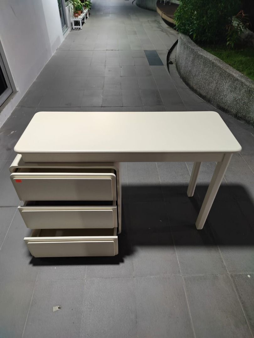 munchen_extendable_study_table_1749547314_22c16a04_progressive