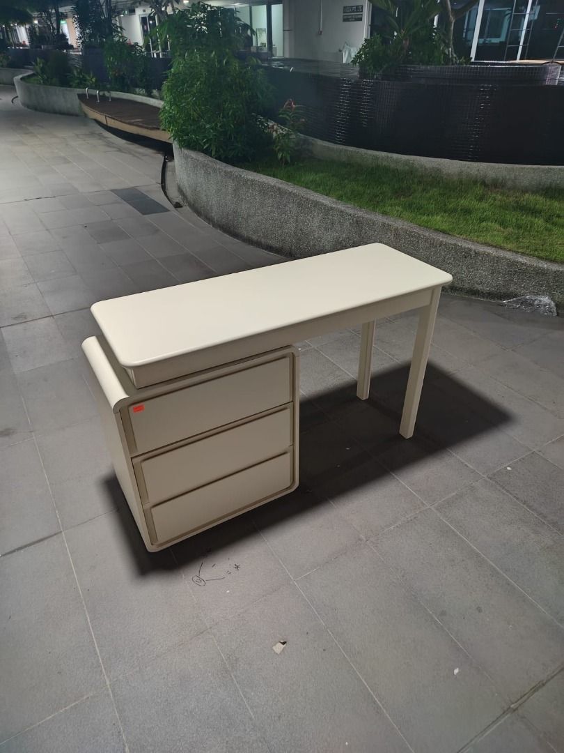 munchen_extendable_study_table_1749547314_7583f0ac_progressive