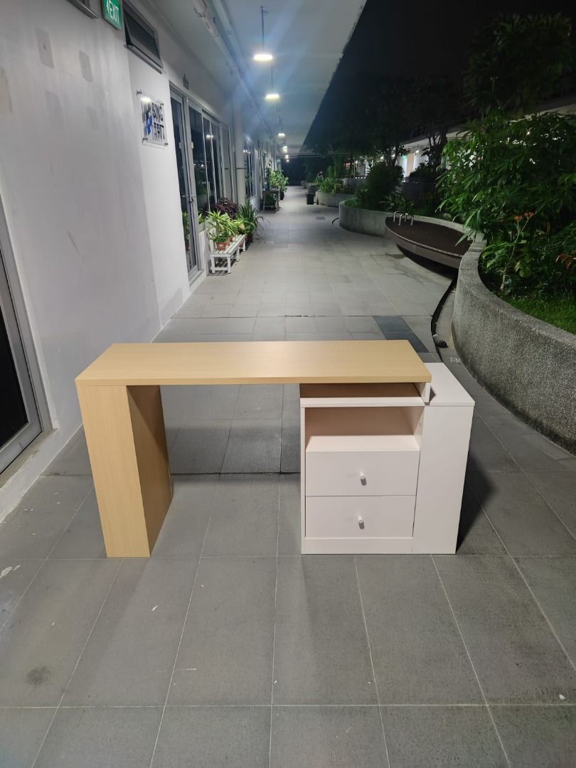 loaiza_extendable_study_desk_1753777653_312ccd8f_progressive