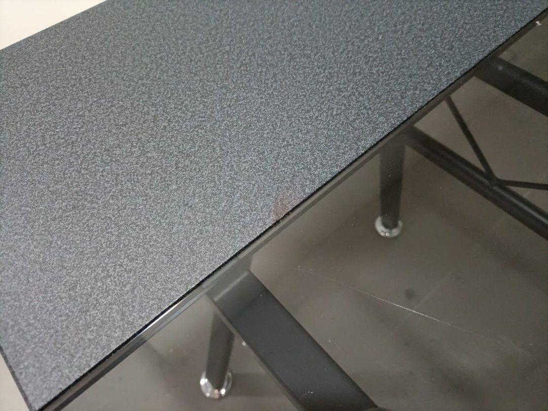 wavetrac_working_desk_in_black_1696688099_24576843_progressive