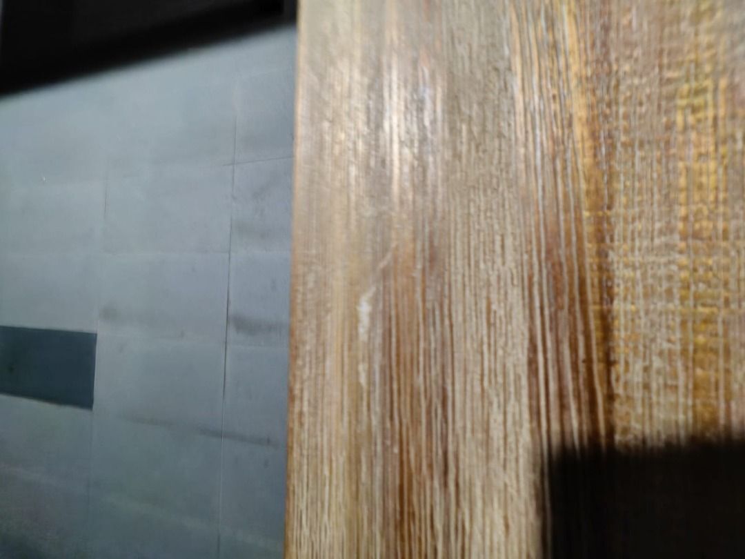 vettel_acacia_wood_writing_des_1747115568_a5e5ec14_progressive