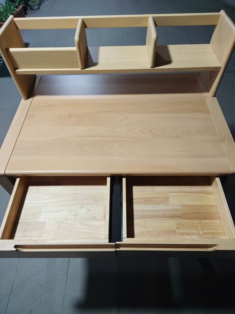 colman_kids_solid_wood_study_d_1756908028_d051945b_progressive