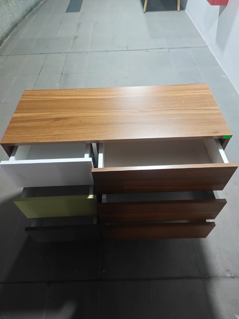 fredly_chest_of_drawers_1753551912_583c9c09_progressive