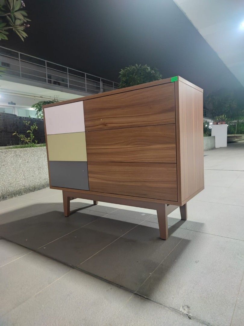 fredly_chest_of_drawers_1753551912_daf3bd1a_progressive
