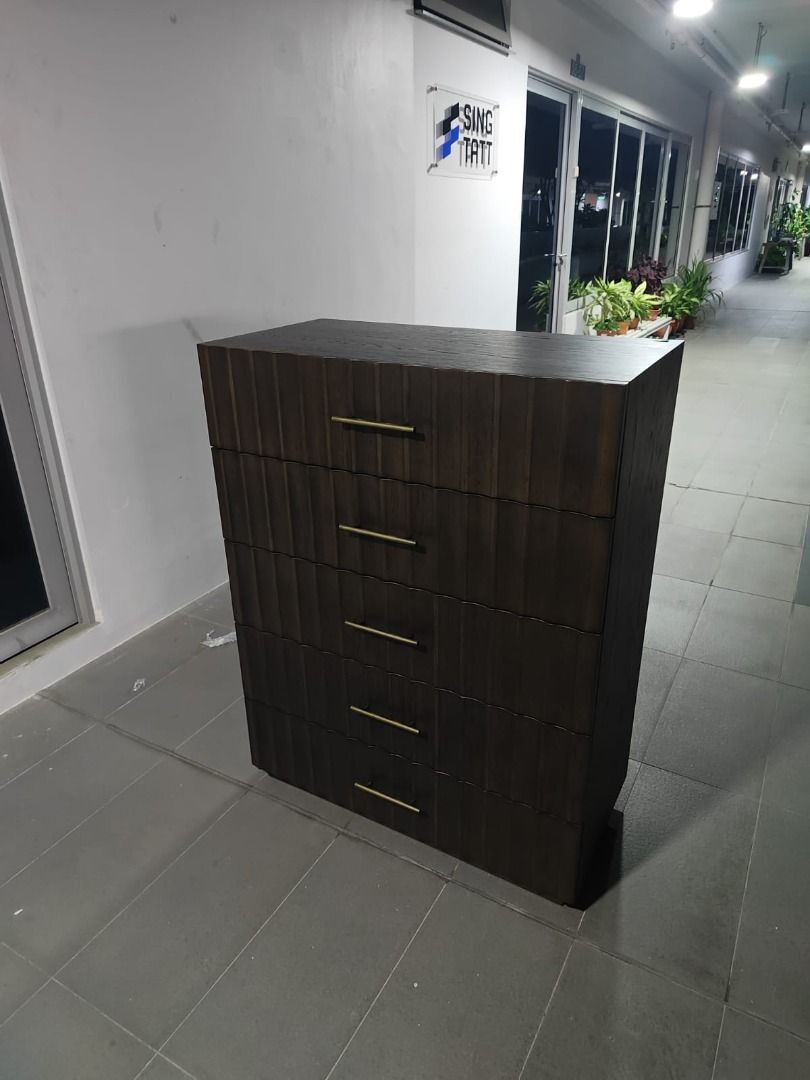 santi_valpo_5drawer_dresser_1754025259_5ce8289c_progressive