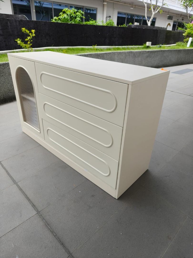 castro_chest_of_drawers_1743585106_691ddfc0_progressive