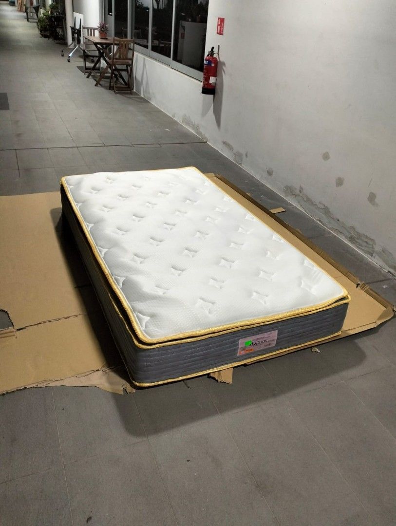 bedding_day_super_single_size__1733324111_34373098_progressive