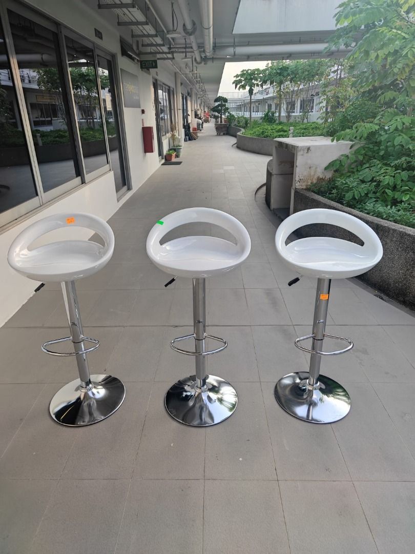 saron_ii_bar_stools_in_white_s_1753947594_8441325c_progressive