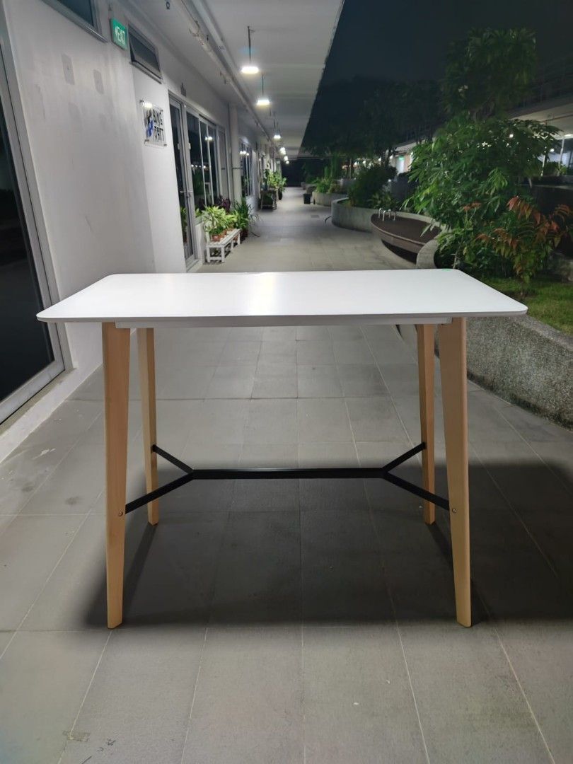 neve_bar_table_120cm_1754127382_52997783_progressive