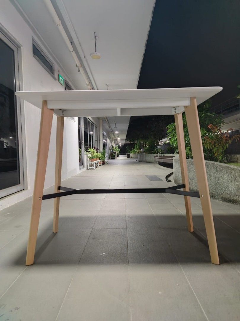 neve_bar_table_120cm_1754127382_c7099520_progressive