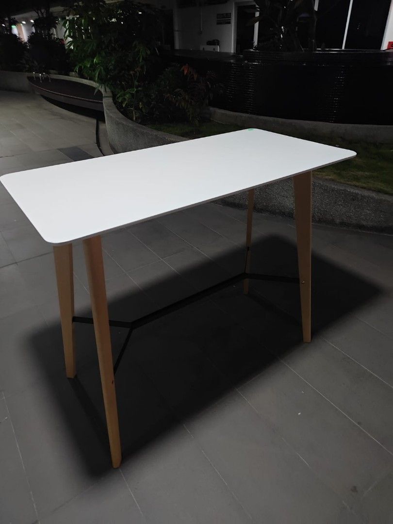 neve_bar_table_120cm_1754127382_2e6116b1_progressive