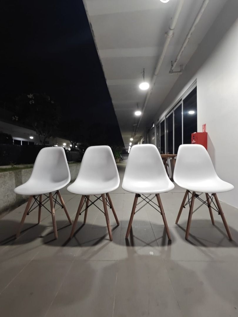 fire_sale__4_x_raz_eames_chair_1754808110_33537024_progressive