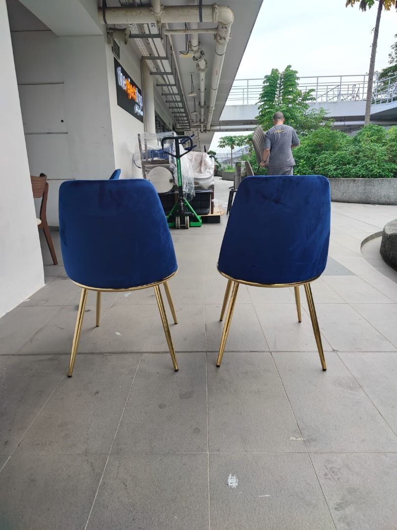 2_x_evie_modern_dining_chair_i_1749559571_f721ce31_progressive