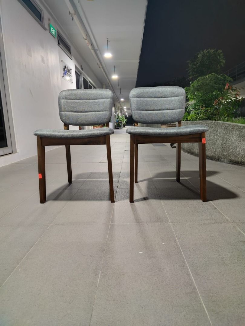 rona_dining_chairs_in_walnut_w_1750829058_4ae65ff5_progressive