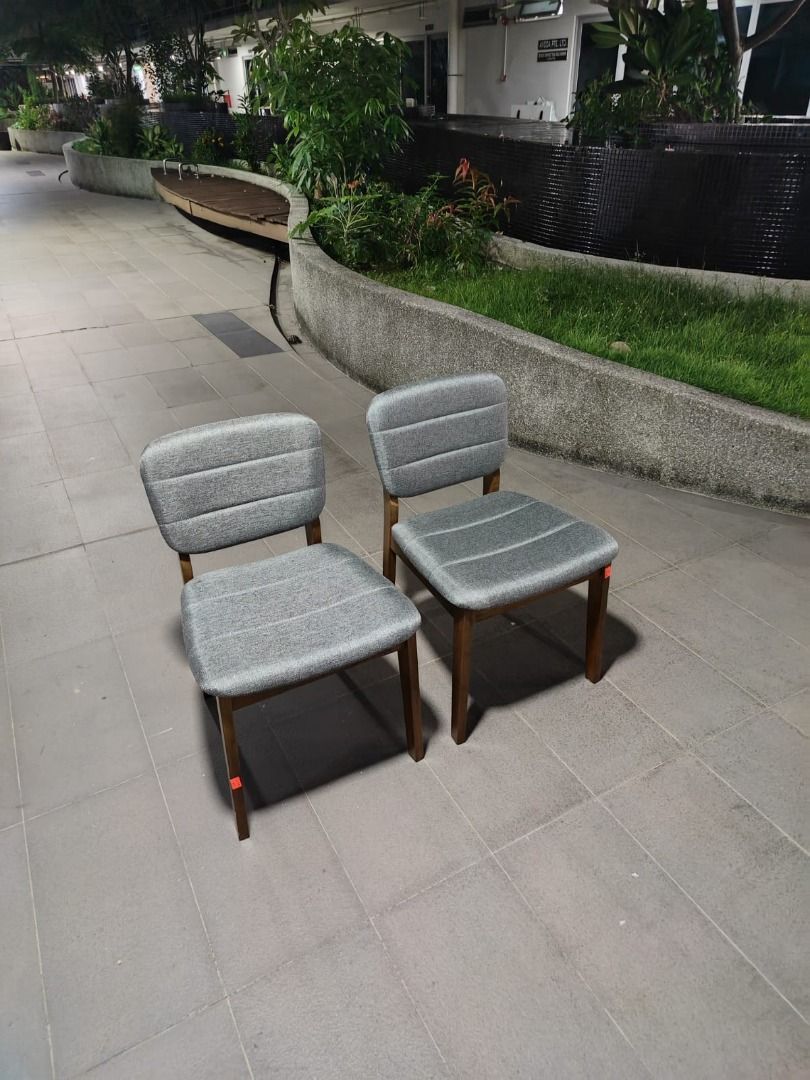 rona_dining_chairs_in_walnut_w_1750829058_4a5a6b30_progressive