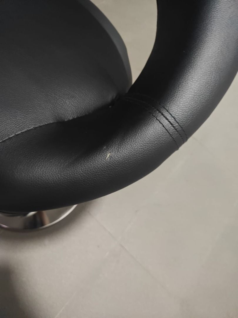 zak_bar_stool_in_black_1754808886_7fd66b6e_progressive