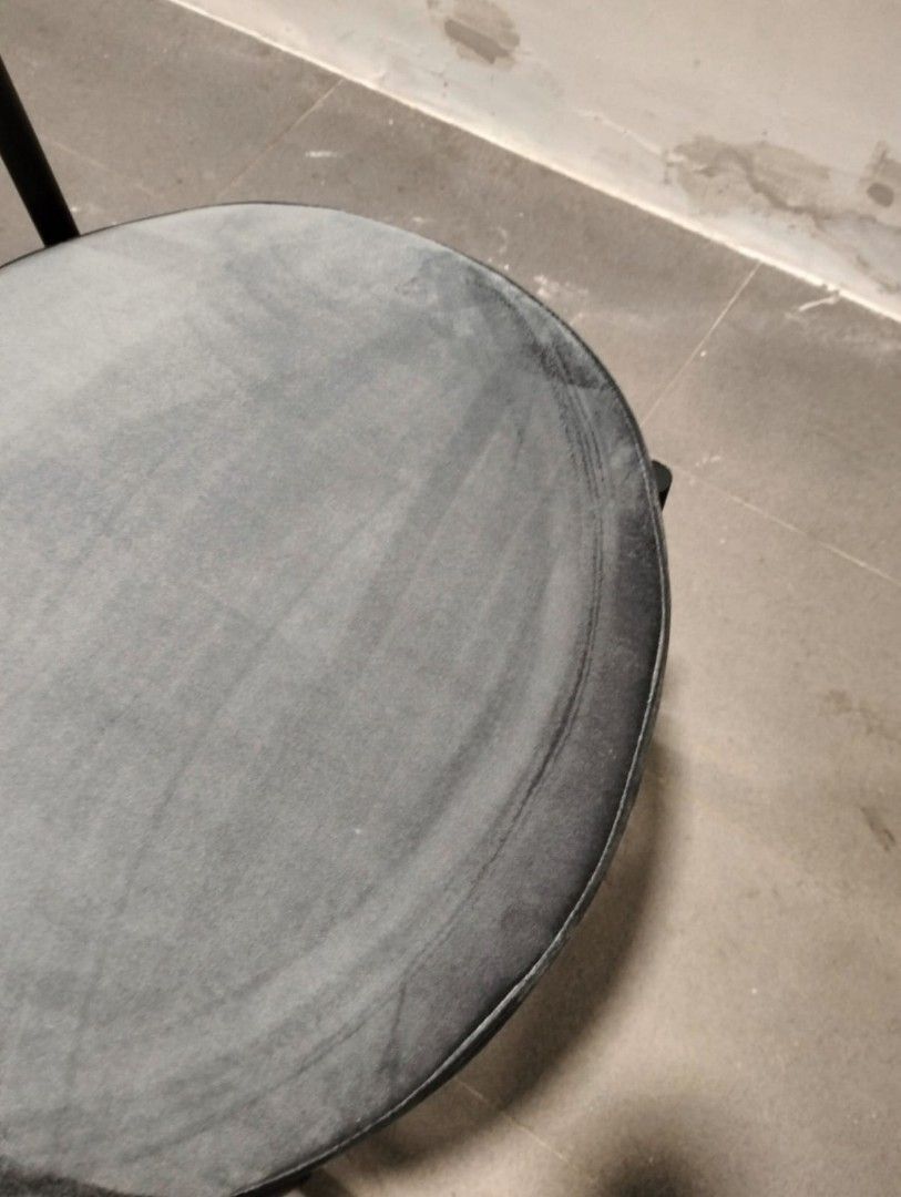 olov_dining_chairs_in_velvet_g_1733323904_814ab70c_progressive