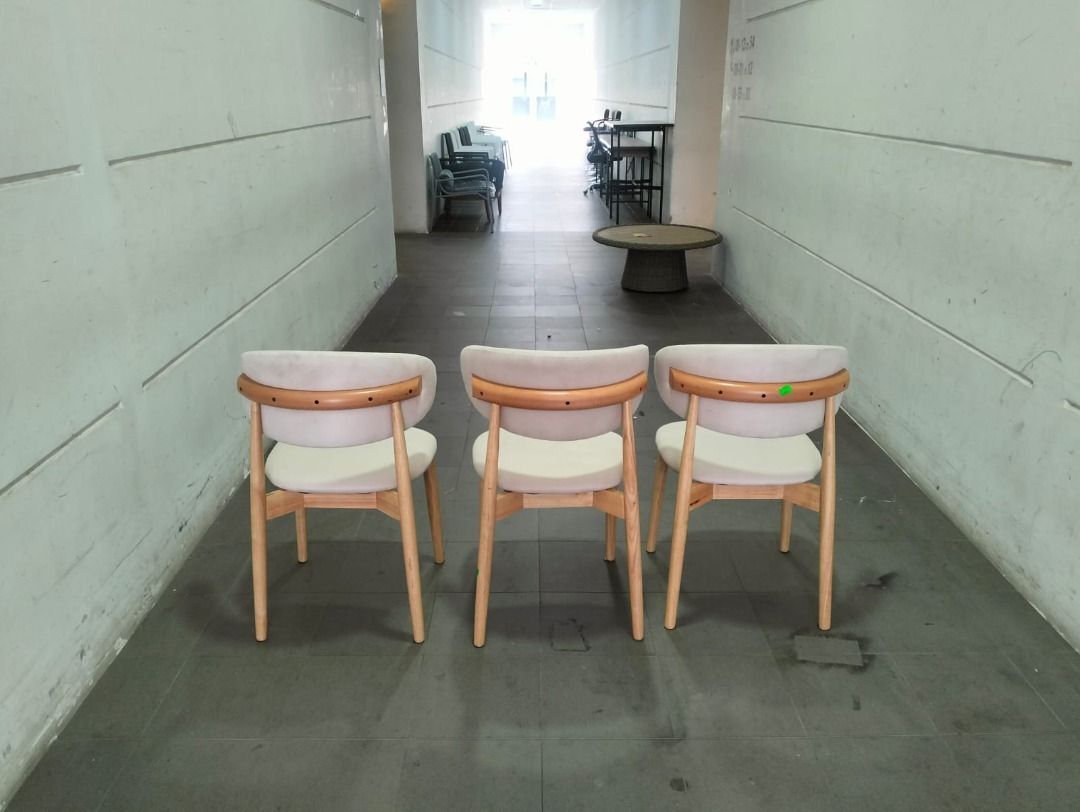 sabinus_dining_chair_set_of_3_1745143682_9f859bfe_progressive