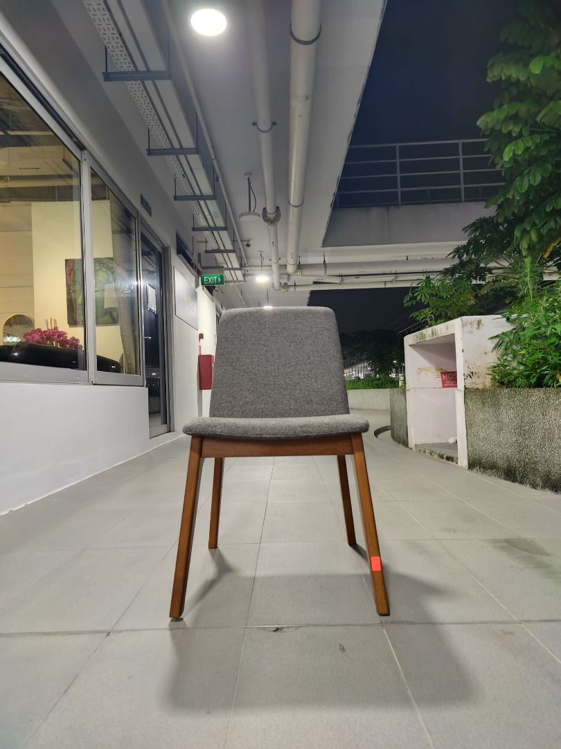 spacek_dining_chair_in_dark_gr_1746164046_7f3e46d1_progressive