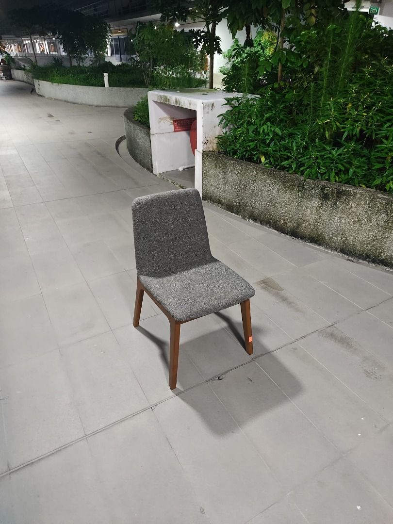 spacek_dining_chair_in_dark_gr_1746164046_aff613e6_progressive