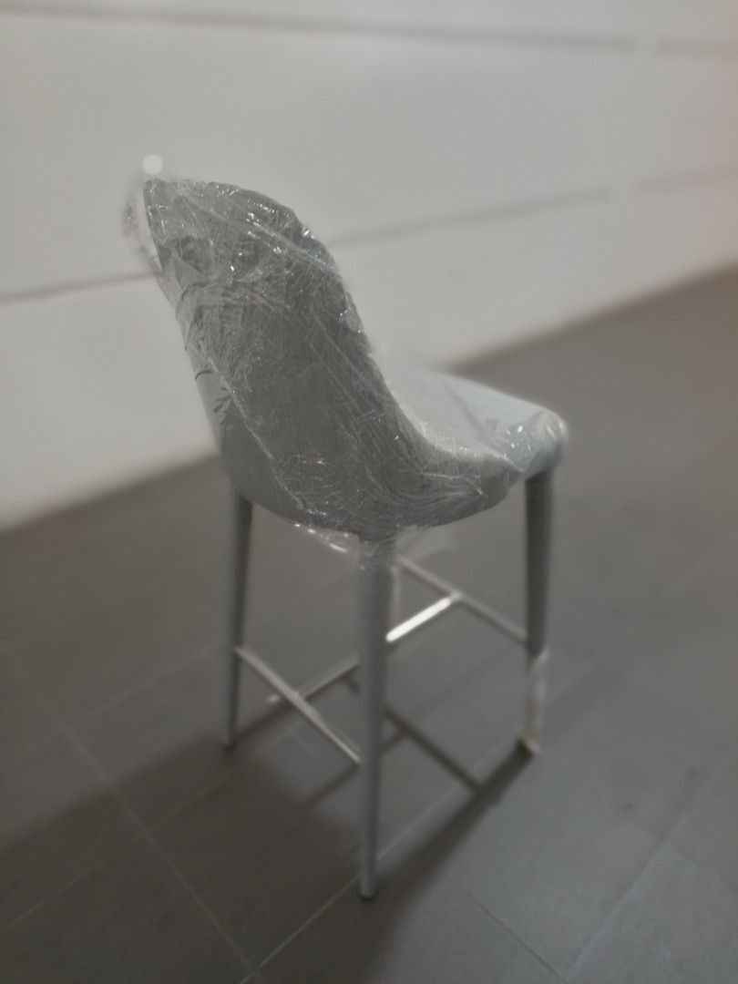 hacher_counter_stool_in_grey_f_1691925813_6d4a6d79_progressive