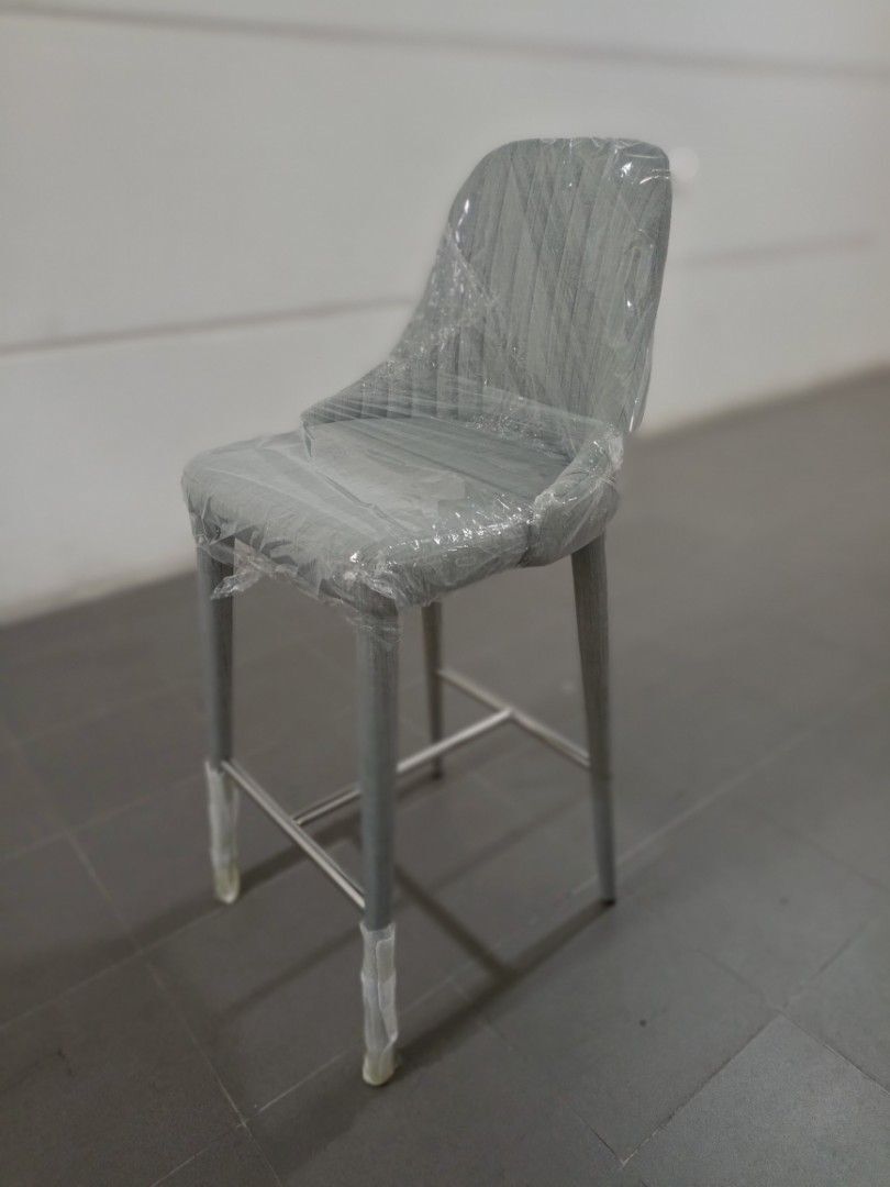 hacher_counter_stool_in_grey_f_1691925813_a20e6138_progressive