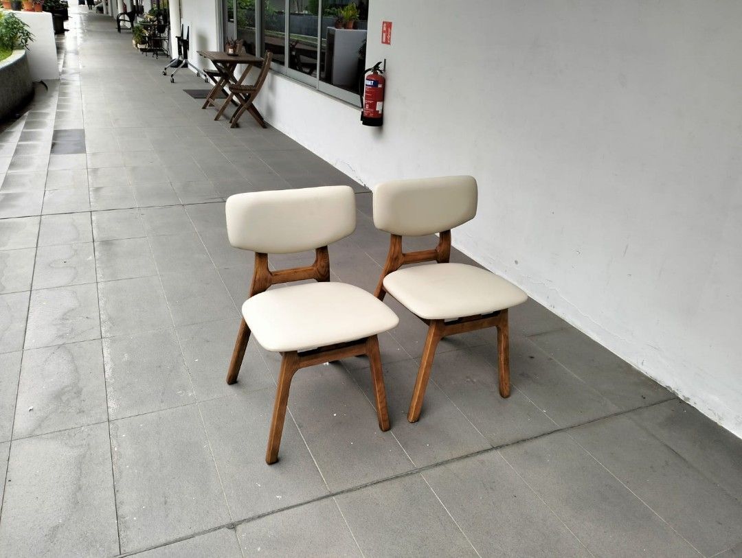 alzaga_dining_chairs_set_of_2_1732971185_2db73c0a_progressive