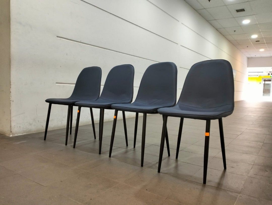 twarock_dining_chairs_in_navy__1715862899_c91b267a_progressive