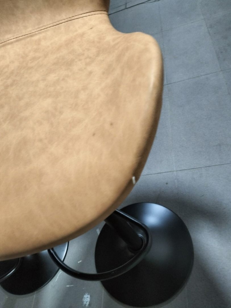 leyva_bar_chairs_set_of_2_1744354207_cd20f211_progressive