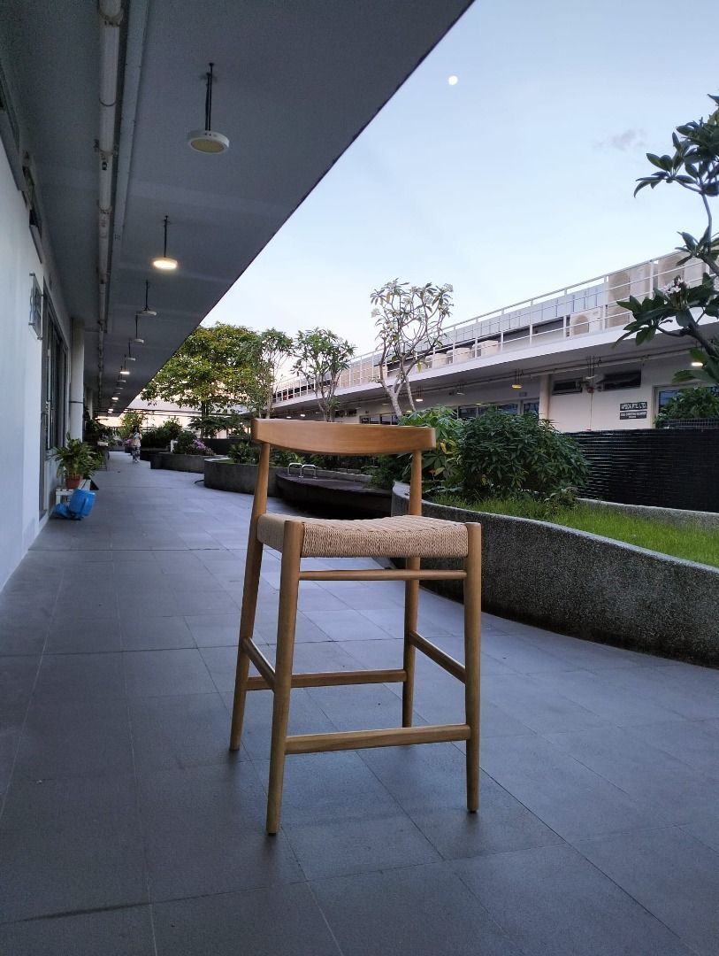 alexander_counter_stool_white__1741761658_e4335215_progressive