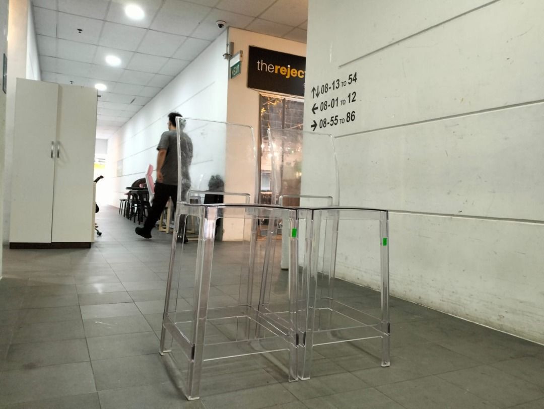 pair_of_kaffer_bar_stool_in_tr_1739971731_6d35349e_progressive