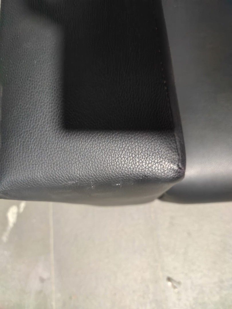 hampton_3_seater_classical_sof_1755699491_8553ef60_progressive
