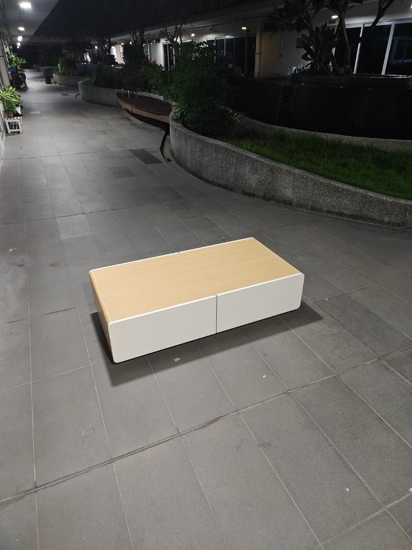 eyali_12m_coffee_table_white_o_1745485467_785ef4d3_progressive