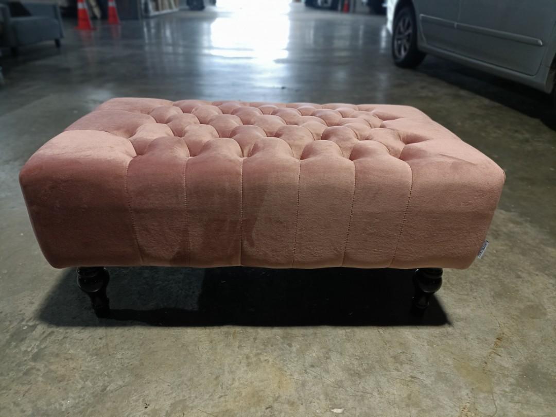 flamin_ii_pink_velvet_ottoman__1645687030_390d7e71_progressive