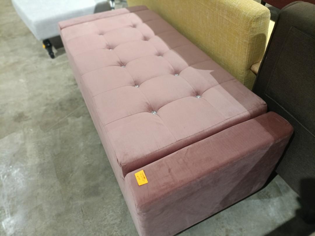 flamin_pink_velvet_storage_ben_1649519201_4e9f7d9a_progressive