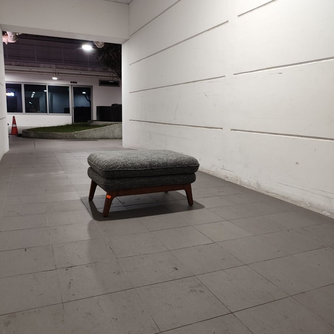gaesung_ottoman_in_shadow_grey_1722497479_46cd94ce_progressive