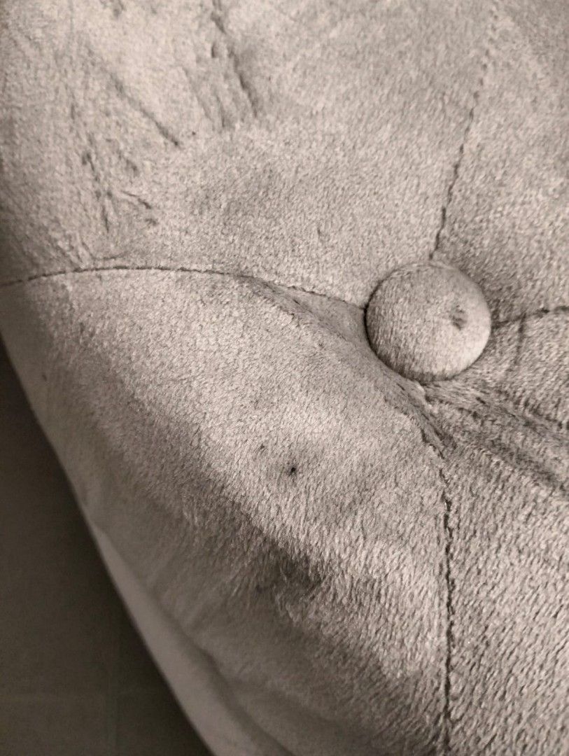 rendall_victorian_tufted_stora_1709218949_28bd0e99_progressive